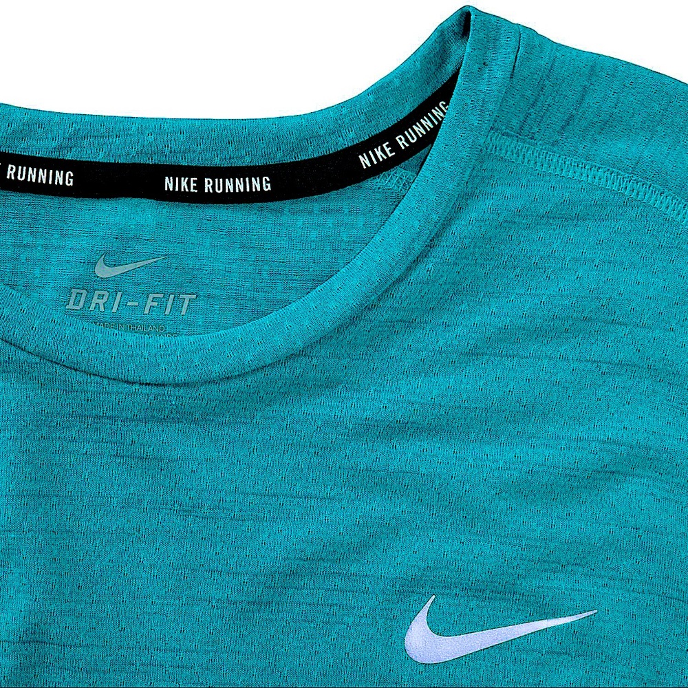nike running dri fit tee-shirt